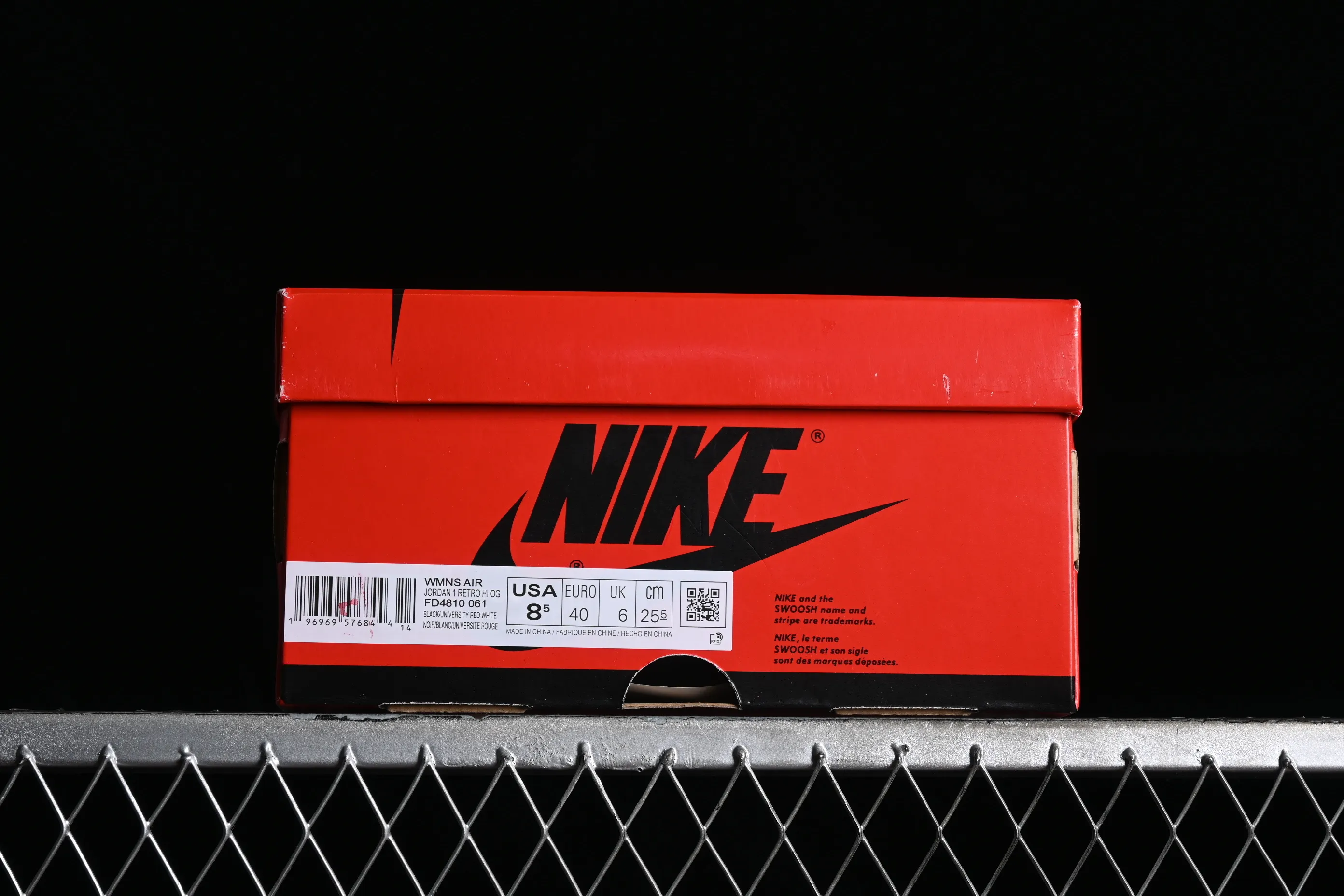 All Categories Air Jordan Jordan Series Basketball Shoes Air Jordan 1 High Air Jordan 1 High OG "Satin Bred" AJ1 Joe 1 Silk Forbidden Wear FD4810-061